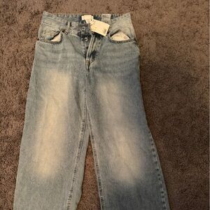 low rise h&m jeans. new with tags!